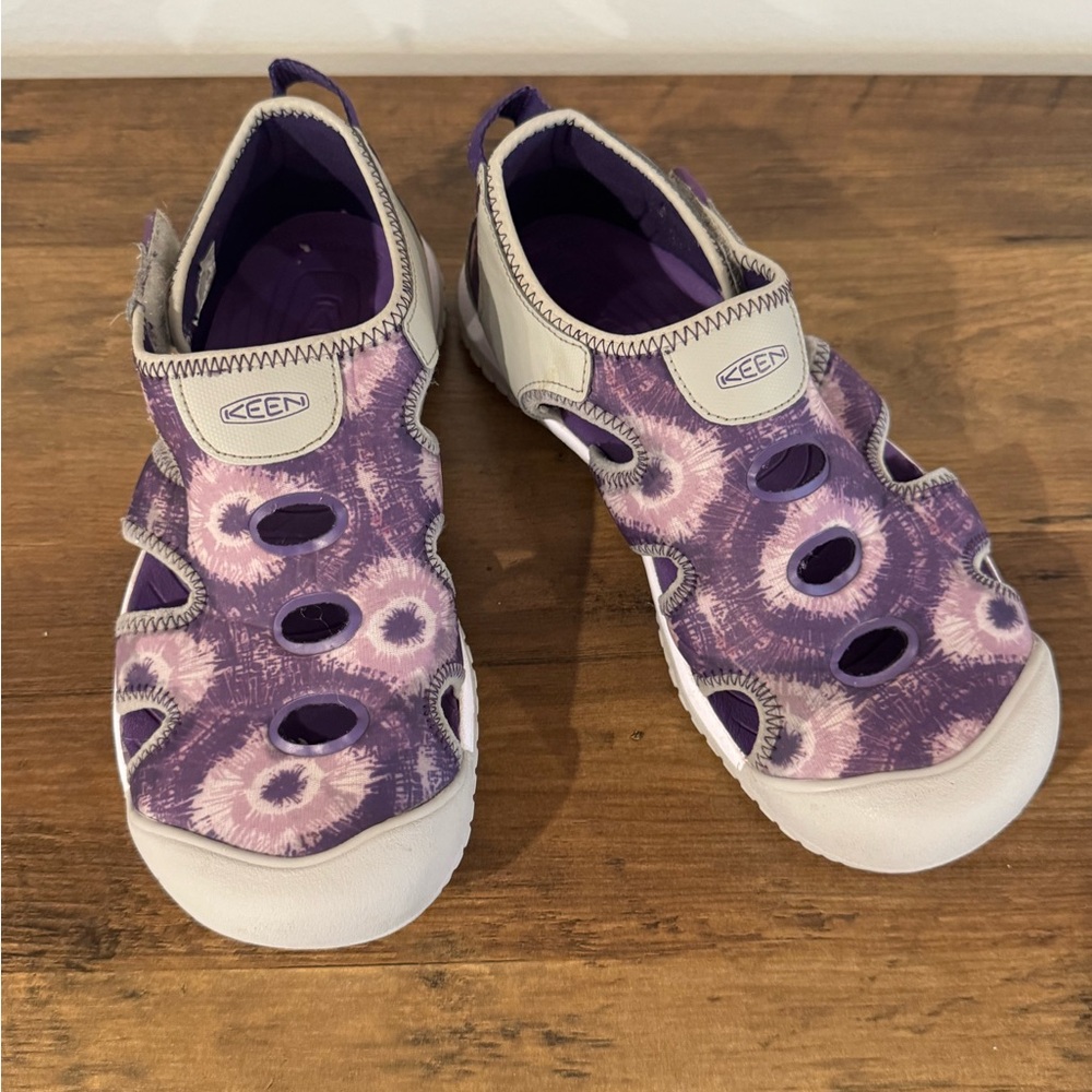 KEEN Kids Lilac and Cream Sandals